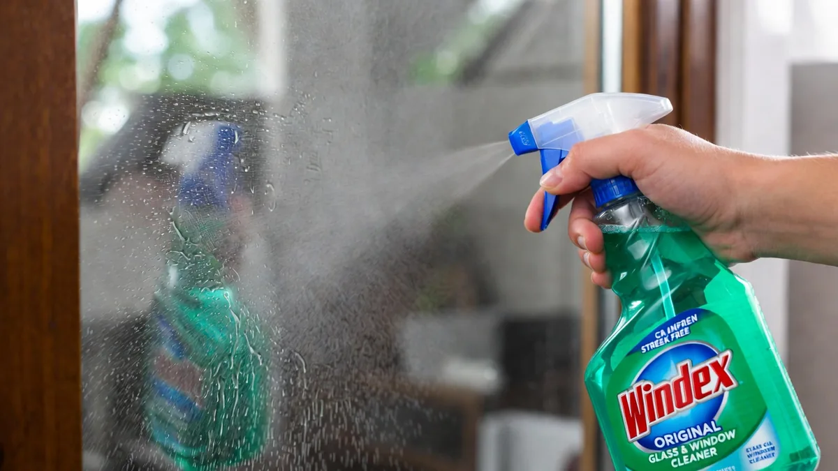 Windex Original Blue Glass and Window Cleaner Spray Bottle 23 oz