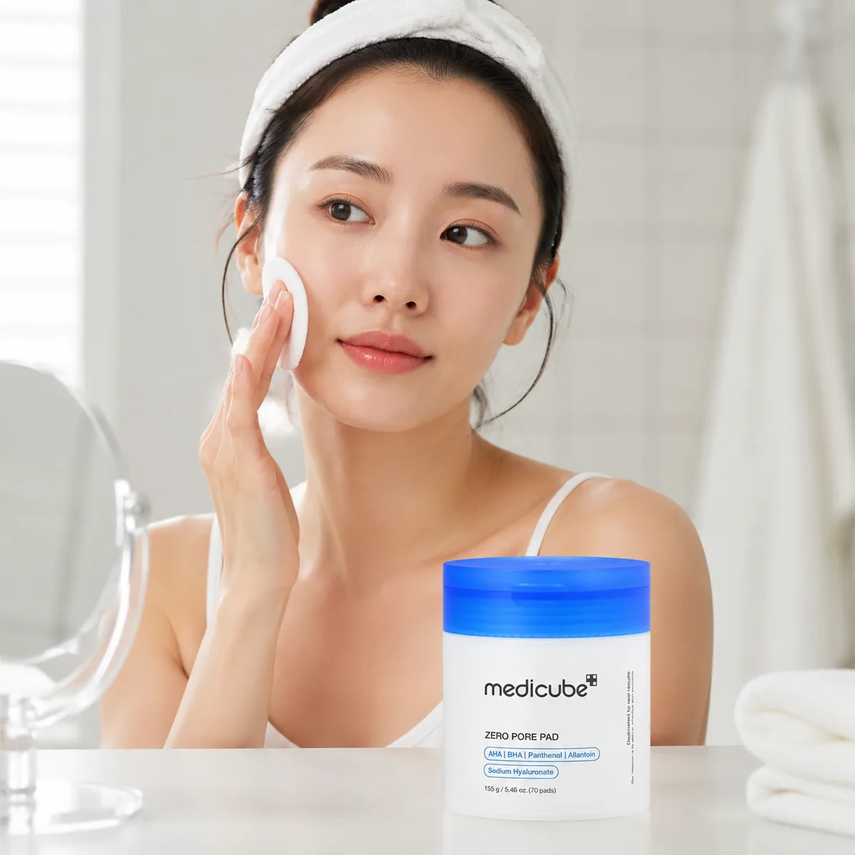 Medicube Zero Pore Pad 2.0 with dual-textured design for gentle exfoliation